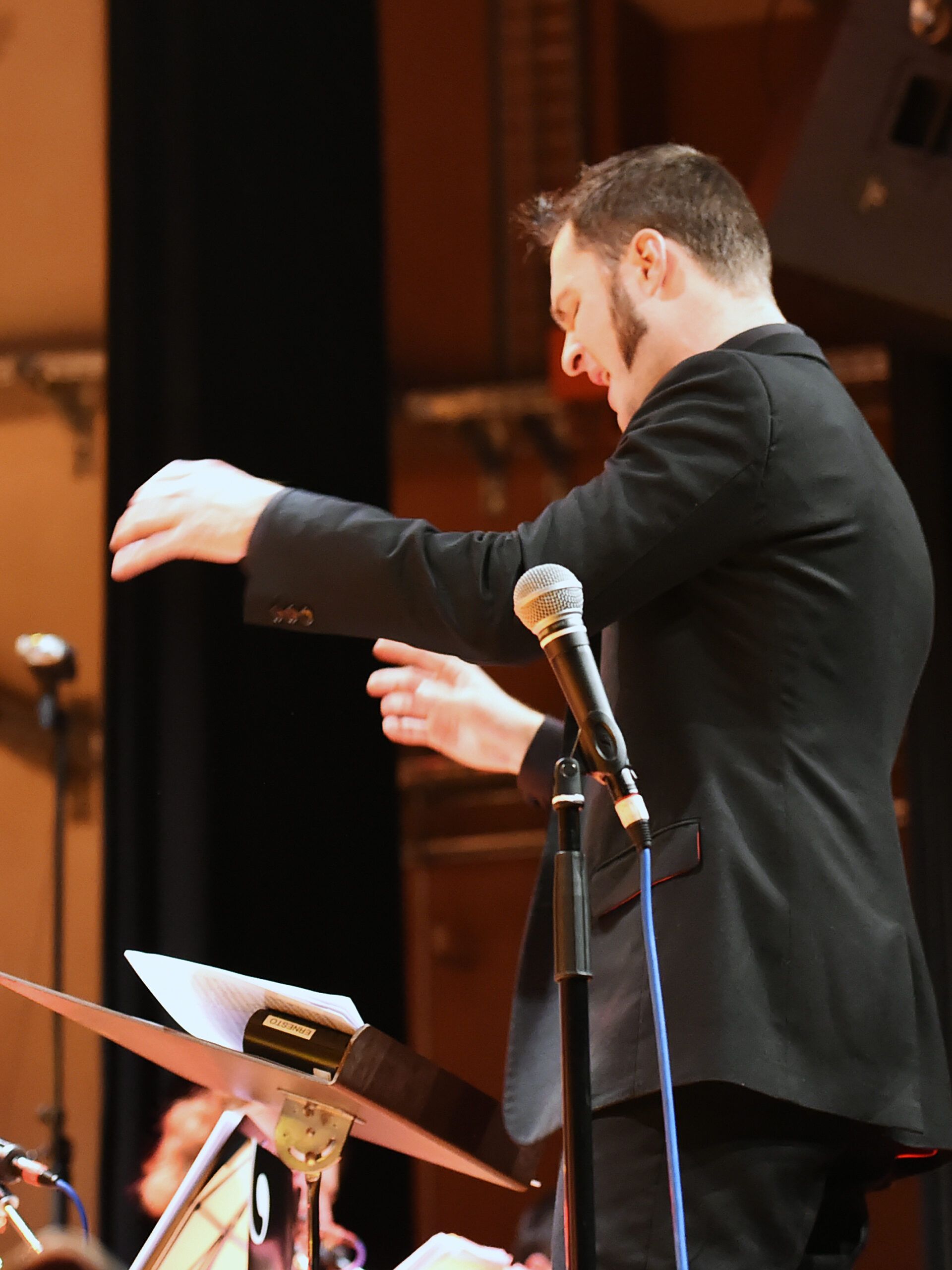 2015-12-08_BBO_30J_Gig_Bandleader
