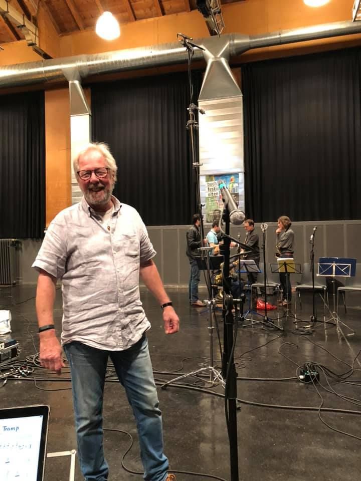 2019-11-3_BBO_CD_ErnestoSwingsSinatra