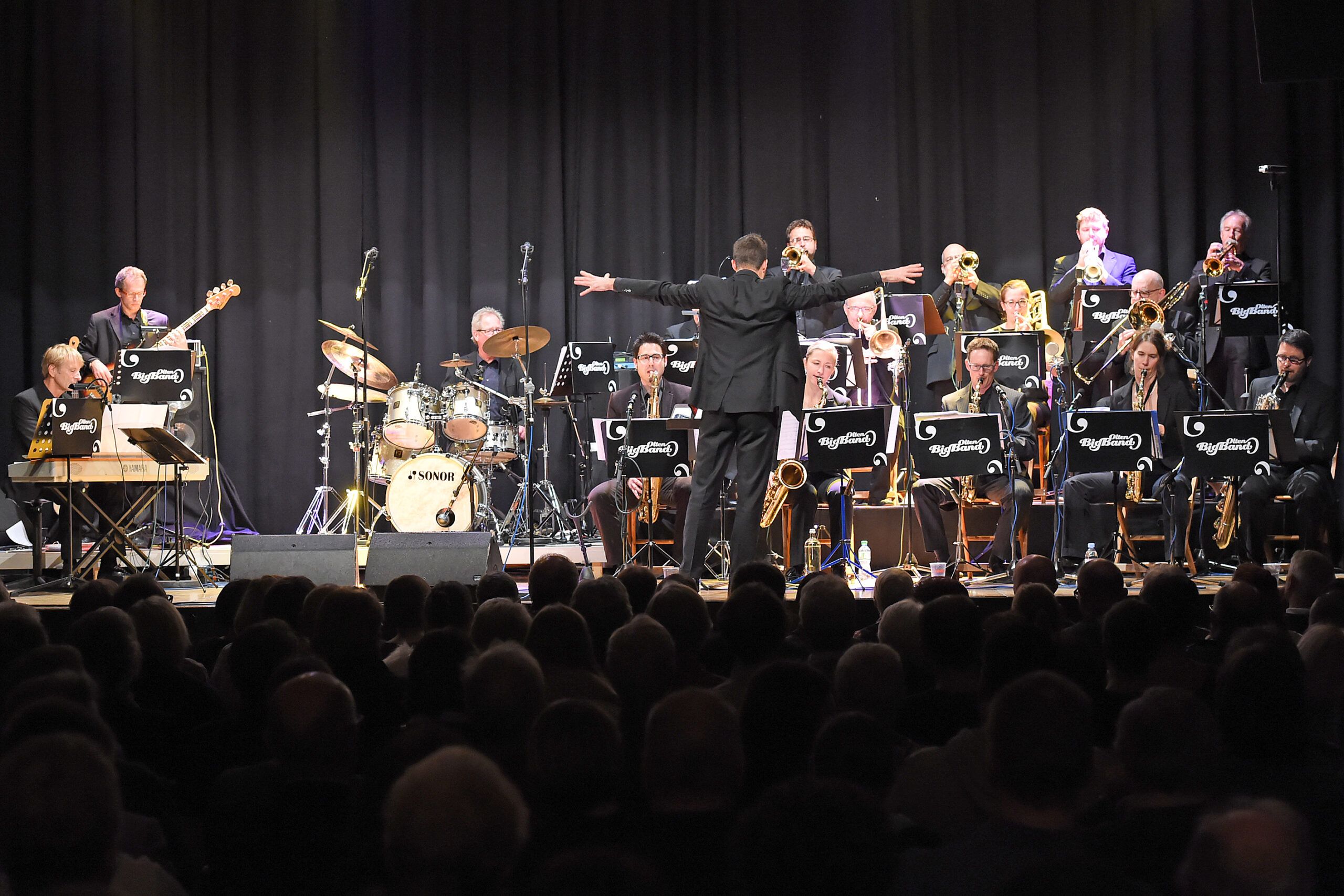 2015-12-08_BBO_30J_Gig_Band_full