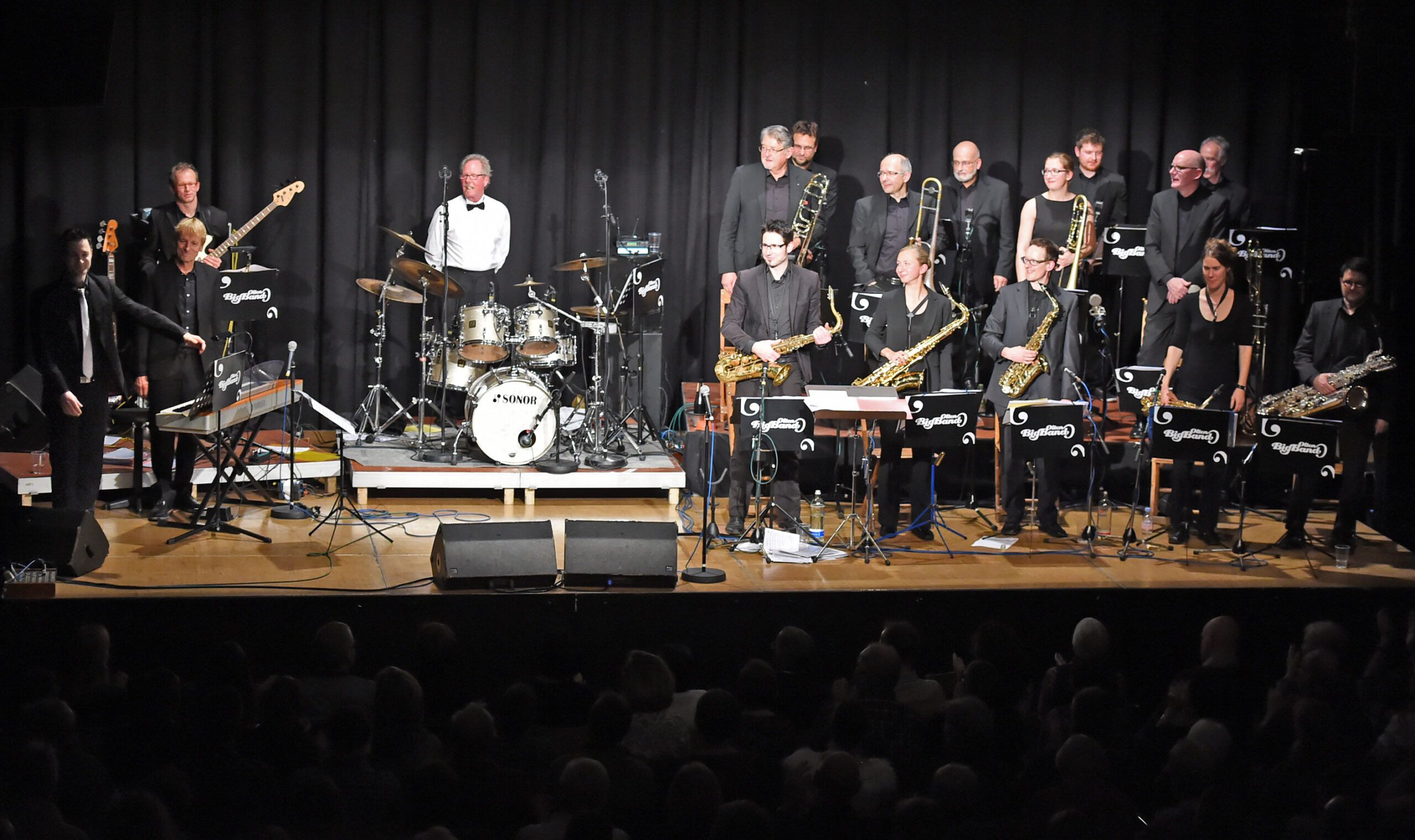 2015-12-08_BBO_30J_Gig_Band_full