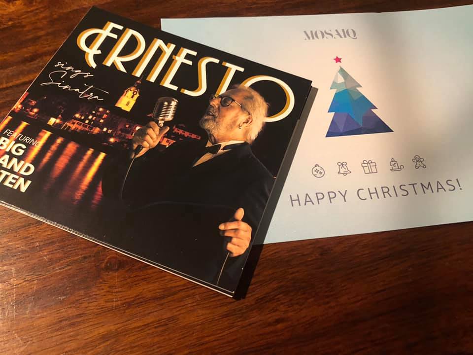 ErnestoSingsSinatra_Cover_Christmas
